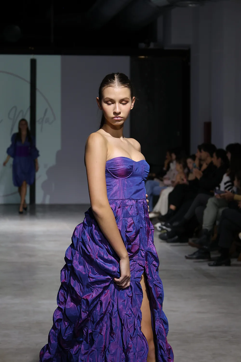 Look de Raíces y Cicatrices